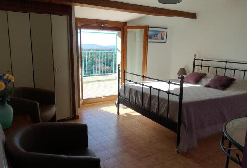 Номер Стандарт с Террасой, Auberge De Baudinard Sur Verdon