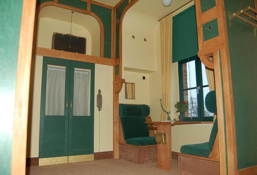 اتاق استاندارد سه نفره, Pension Spreewelten