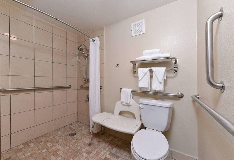 Номер Стандарт 2 Двуспальные Кровати, Quality Inn
