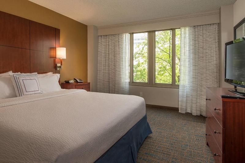 장애인을 위한 스위트, Residence Inn Bethesda Downtown