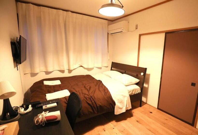 Quarto Economy, Chaho Hostel Nirasaki / Outdoor Base
