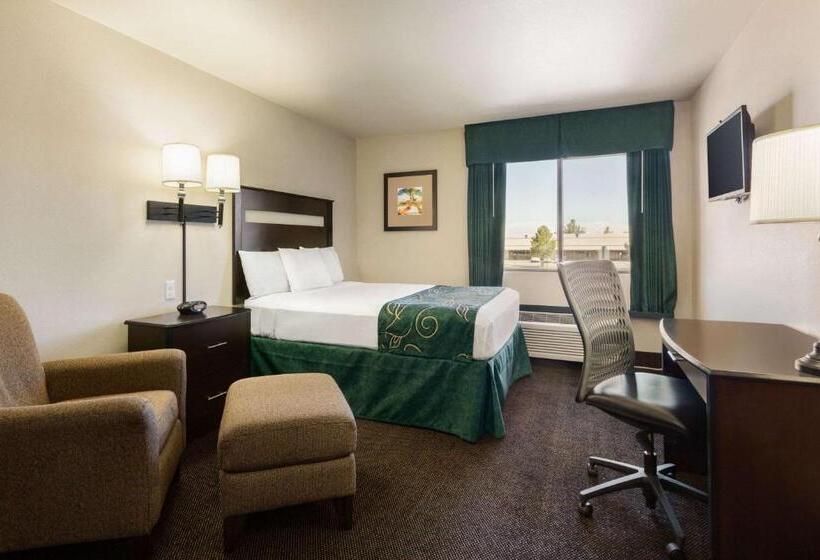 Стандартный Номер Кровать Кинг, Travelodge By Wyndham Santa Teresa
