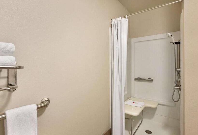 Номер Deluxe Адаптированный для Инвалидов, Travelodge By Wyndham Santa Teresa