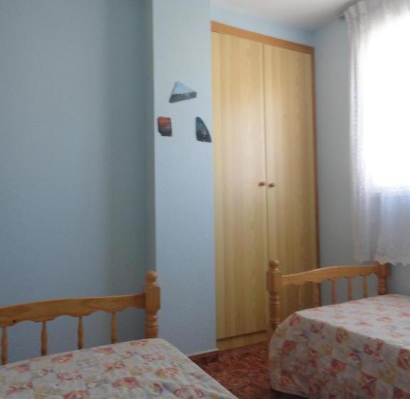 带2个卧室的公寓, Apartamentos Raymar