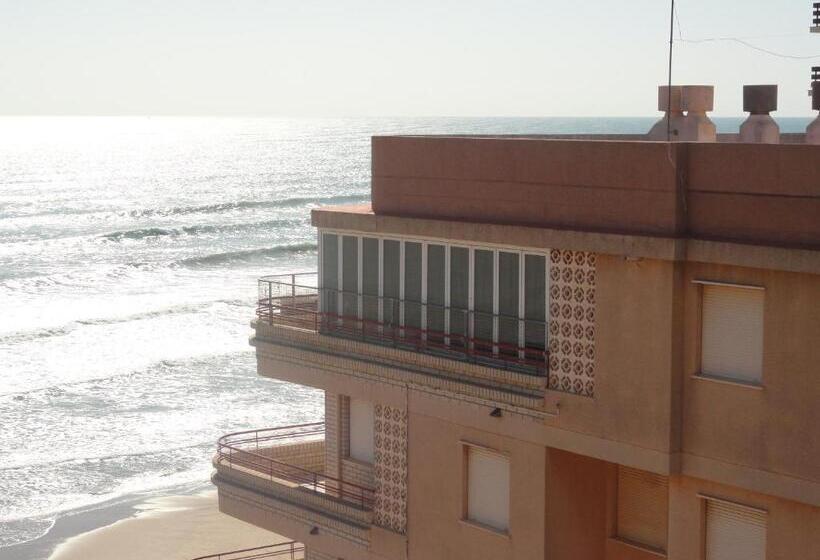带3个卧室的公寓, Apartamentos Raymar