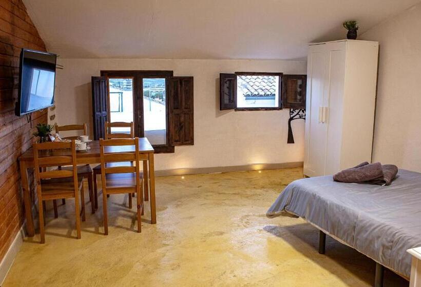 Люкс Повышенной Комфортности, Fortress Jacuzzi Suites
