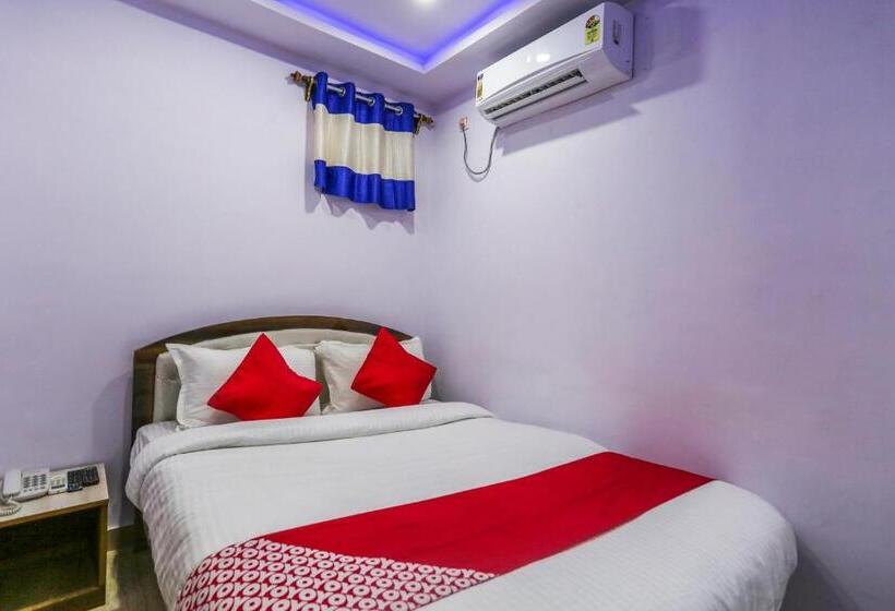 اتاق استاندارد, O Red Velvet Classic Near Netaji Subhash Chandra Bose International Airport