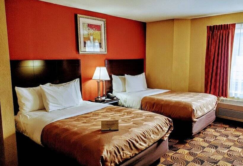 Номер Стандарт 2 Двуспальные Кровати, Quality Inn Brunswick Cleveland South