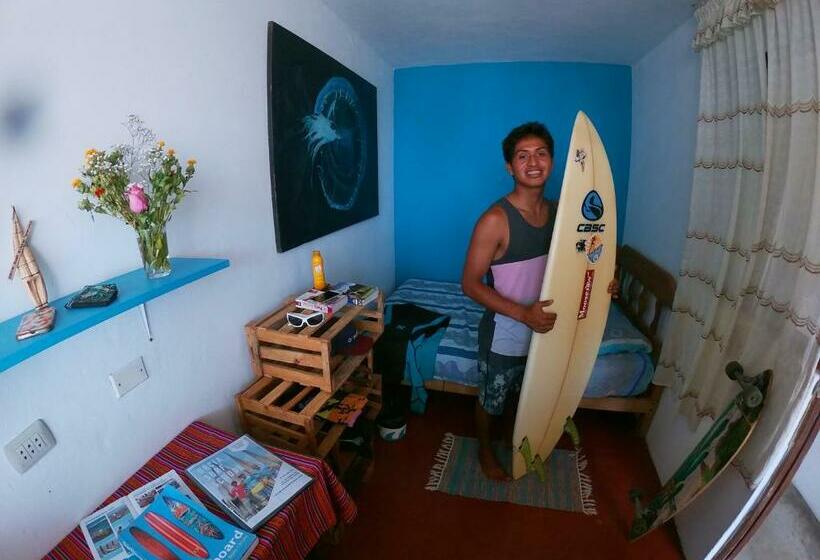 اتاق استاندارد, Urcia Surf House