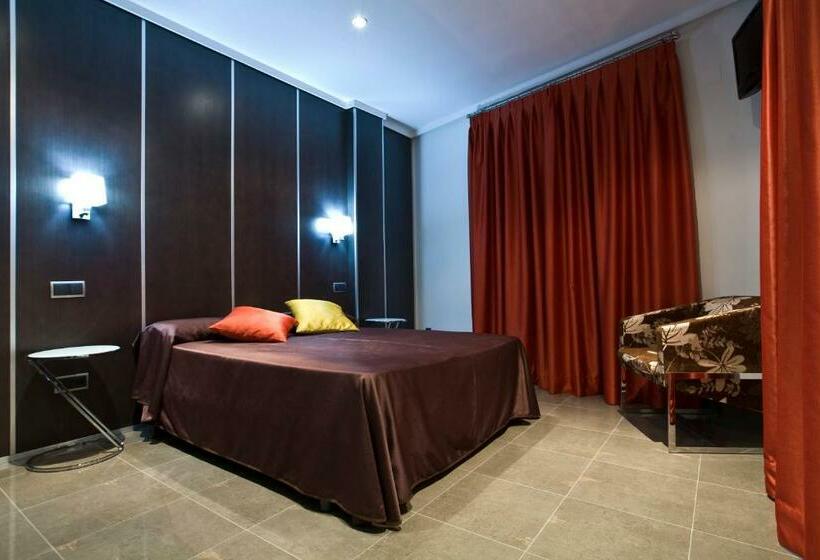اتاق استاندارد, Hostal Alcalá Del Jucar