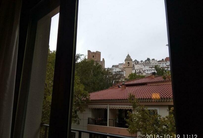 اتاق استاندارد, Hostal Alcalá Del Jucar