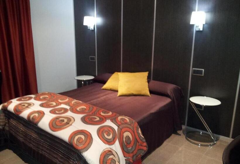 اتاق استاندارد, Hostal Alcalá Del Jucar
