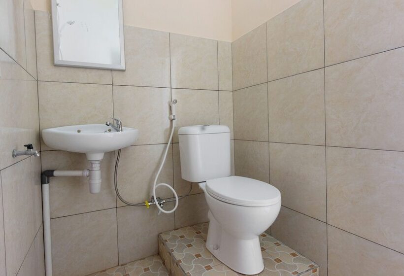 Номер Стандарт, Oyo 3024  Kebon Manis