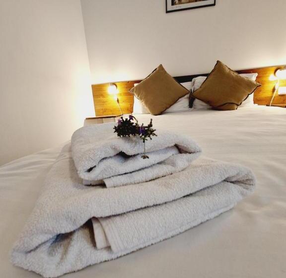 اتاق استاندارد, Confort Inn