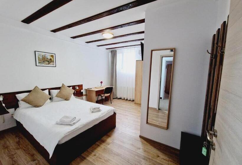 اتاق استاندارد, Confort Inn