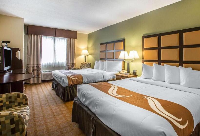 Номер Стандарт, Quality Inn & Suites Marinette