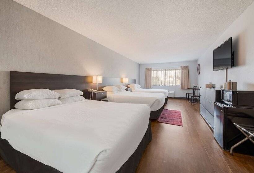 Номер Стандарт, Red Lion Inn & Suites Ontario
