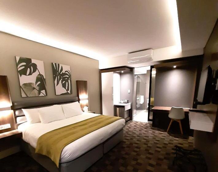 اتاق لوکس با تخت بزرگ, Copperwood Hotel And Conferencing