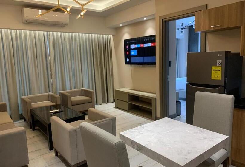 سوییت با چشم‌انداز کوه, Capitol Hill Hotel And Suites