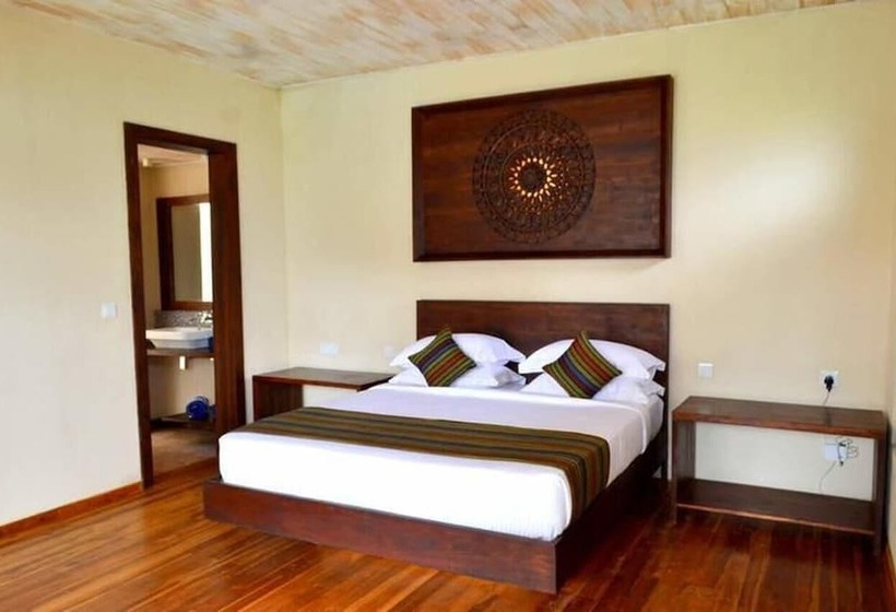 بنگله خانوادگی, Guru Beach Resort