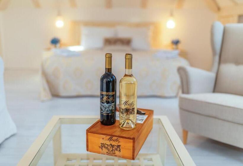 اتاق سوپریور با چشم‌انداز دریا, Boutique Hotel Capitano