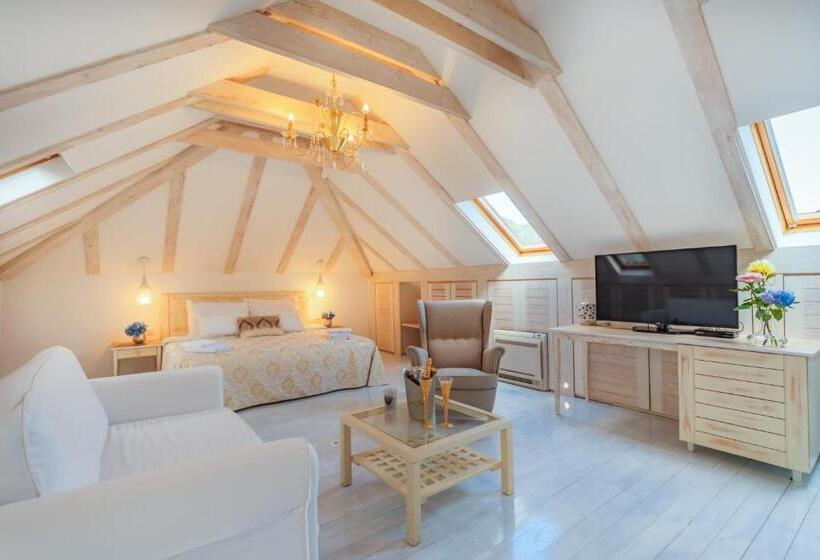 اتاق سوپریور با چشم‌انداز دریا, Boutique Hotel Capitano