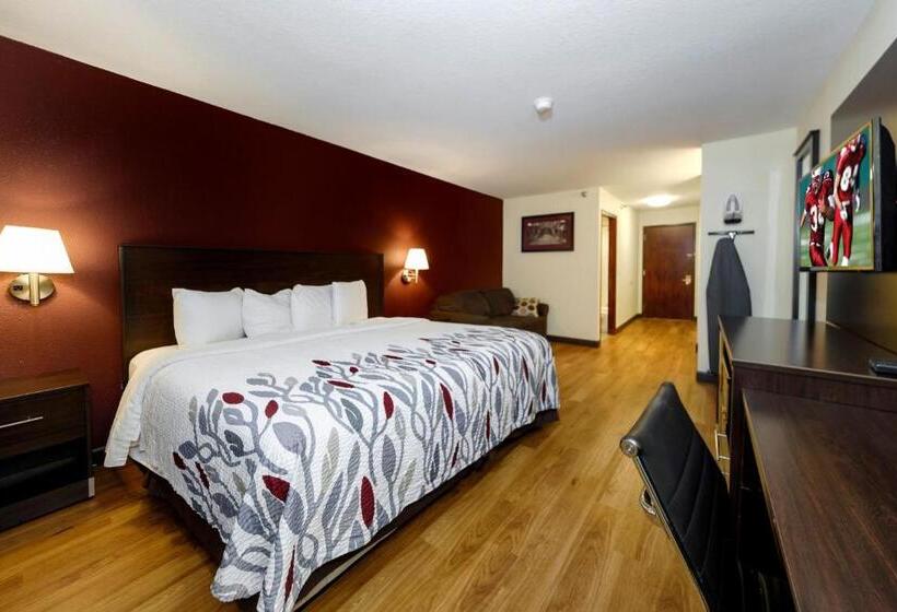 带大床的高级房间, Red Roof Inn Osage Beach  Lake Of The Ozarks