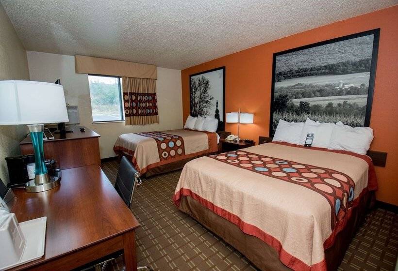 Номер Стандарт 2 Двуспальные Кровати, Super 8 By Wyndham Altoona