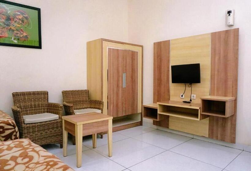 اتاق استاندارد با تراس, Musdalifah