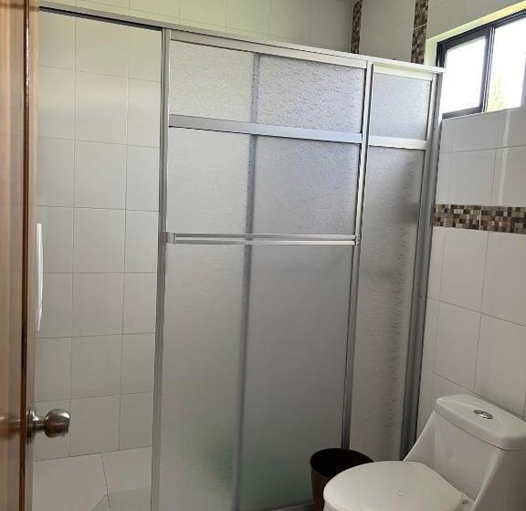 4인용 스탠다드 룸, Hostal Alpachaca   New Quito Airport