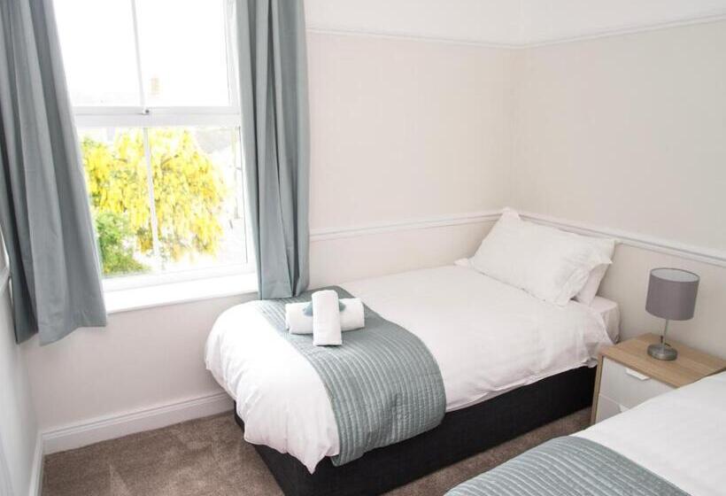 Номер Стандарт Трехместный, Longstone House Bed & Breakfast