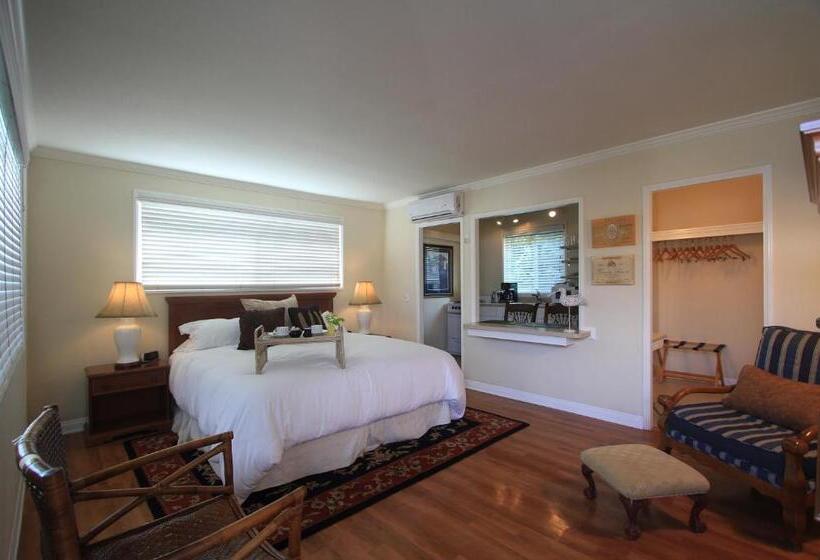 Номер Стандарт с Кухней, The Tides Laguna Beach