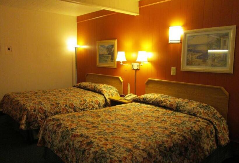 Номер Стандарт, Townhouse Motel