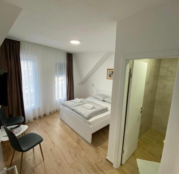 اتاق استاندارد, Prenoćište Stari Grad   Old Town