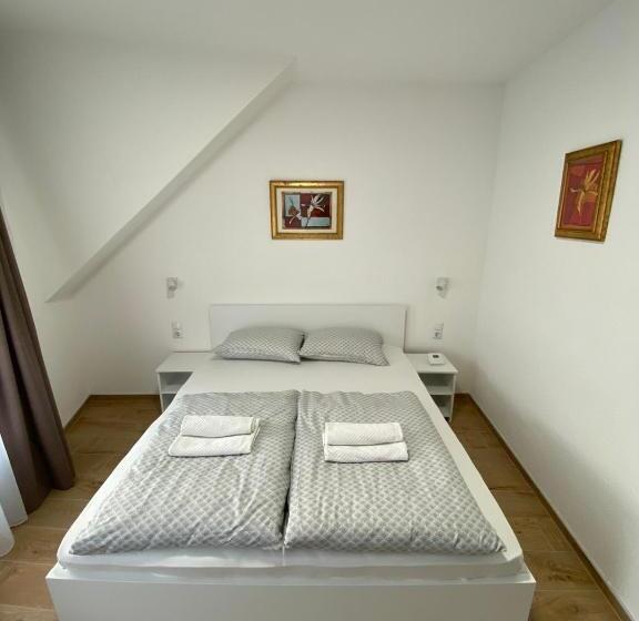 اتاق لوکس, Prenoćište Stari Grad   Old Town
