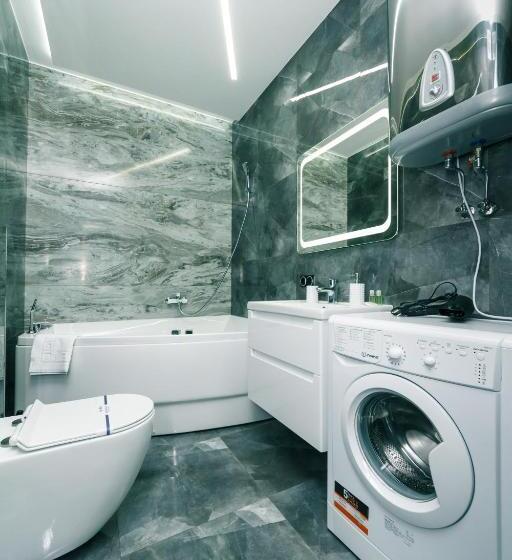 آپارتمان 1 خوابه با بالکن, Luxury Apartments Arena Guliver