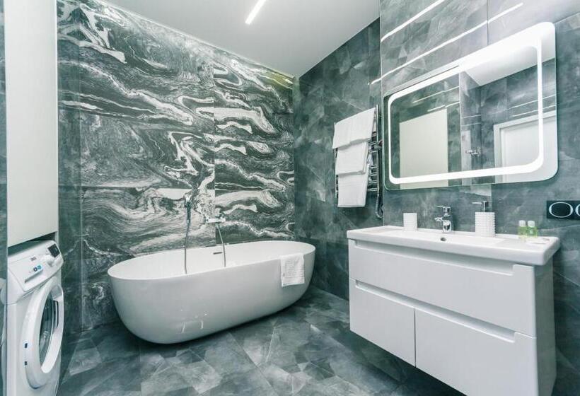 آپارتمان لوکس 1 خوابه, Luxury Apartments Arena Guliver