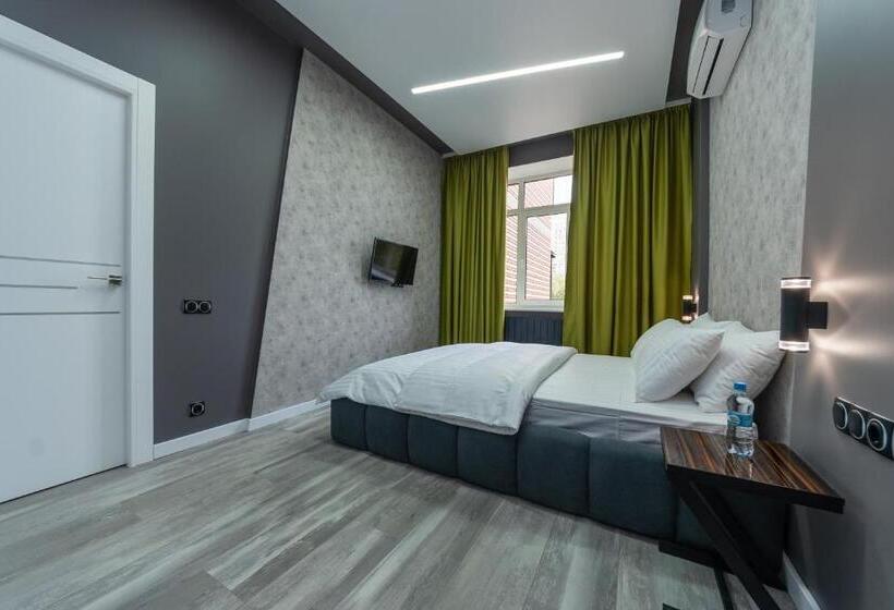 سوئیت با وان آب گرم, Luxury Apartments Arena Guliver