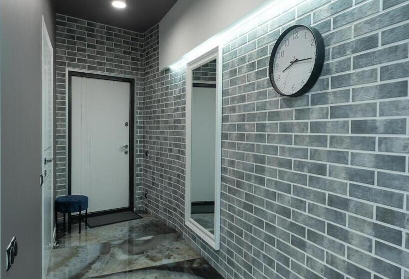 سوئیت با تخت بزرگ, Luxury Apartments Arena Guliver