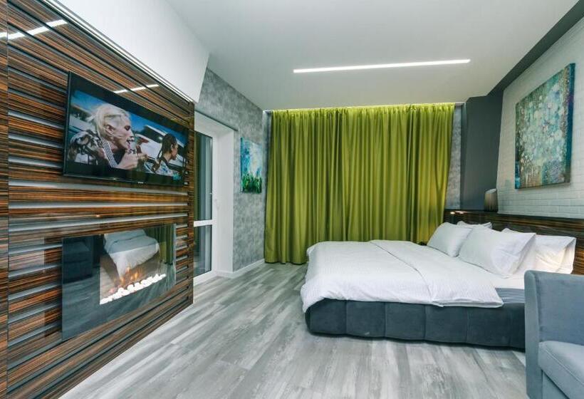 آپارتمان 1 خوابه با بالکن, Luxury Apartments Arena Guliver