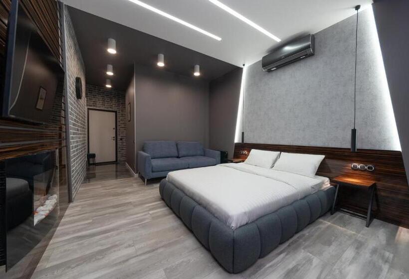 Deluxe Suite King Bed, Luxury Apartments Arena Guliver