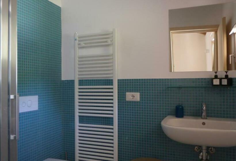 اتاق استاندارد, Agriturismo La Derta