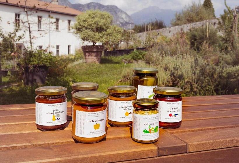 اتاق خانوادگی, Agriturismo La Derta