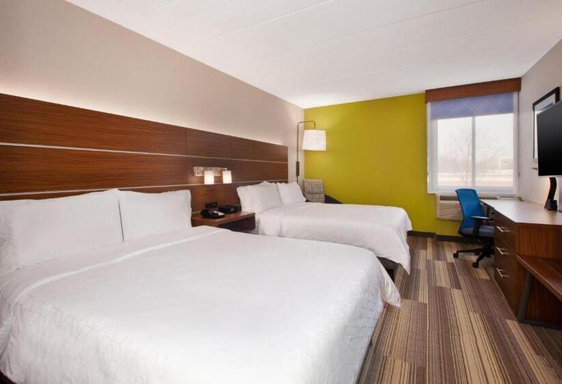 Номер Стандарт, Holiday Inn Express Fairfax Arlington Boulevard, An Ihg
