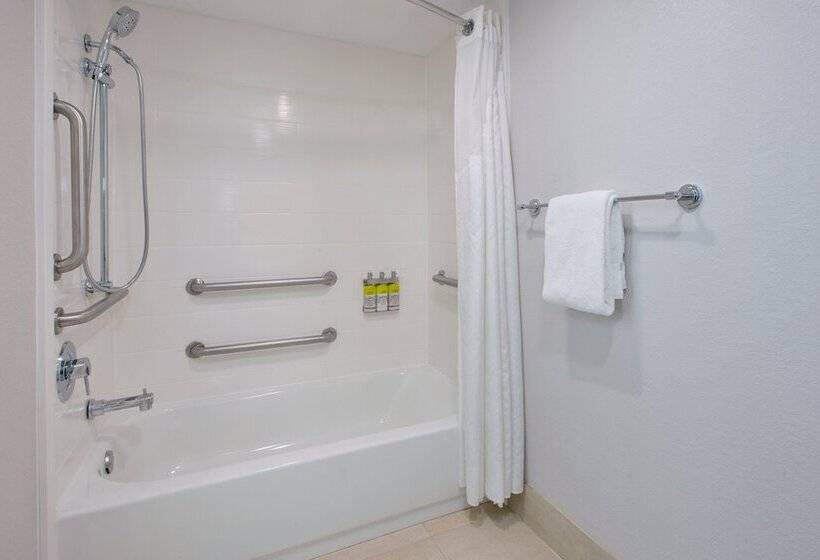 Номер Стандарт, Holiday Inn Express Fairfax Arlington Boulevard, An Ihg
