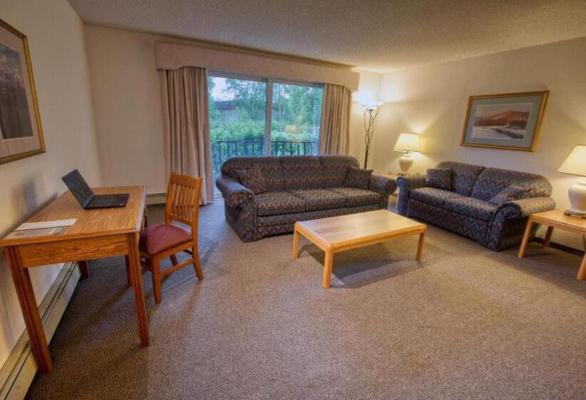 Люкс Deluxe 2 Спальни, Wedgewood Resort