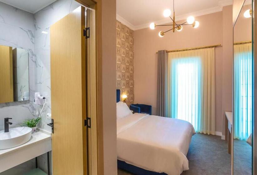 اتاق استاندارد, Newport Hotel Kutaisi