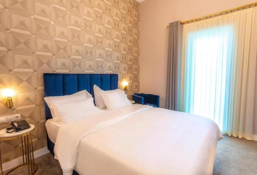 اتاق استاندارد, Newport Hotel Kutaisi