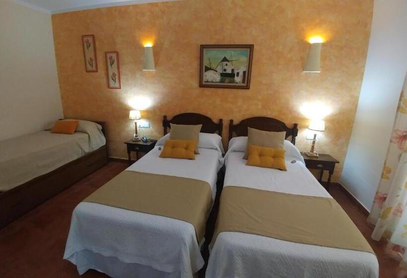 Habitación Familiar, Las Calas