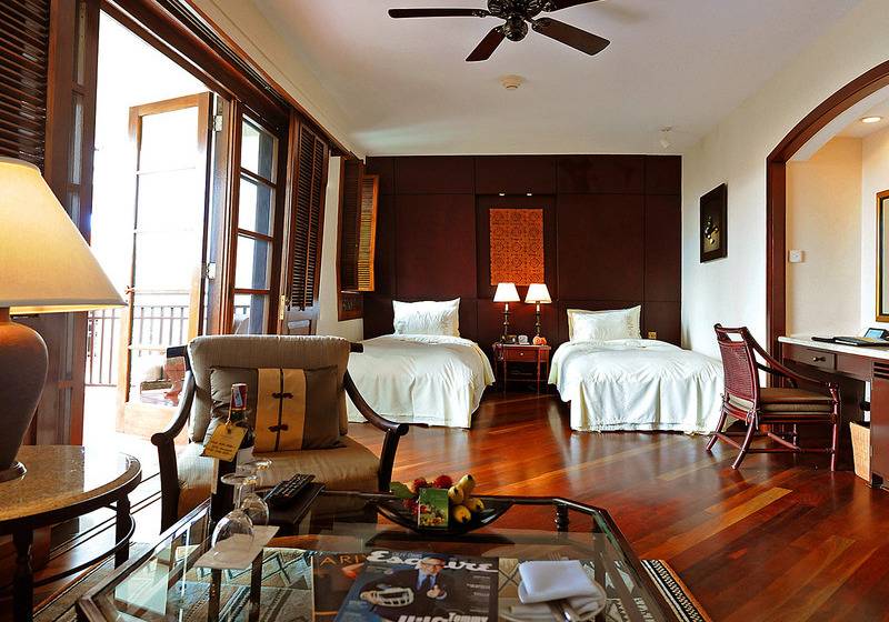 اتاق لوکس با چشم‌انداز باغ, Furama Resort Danang